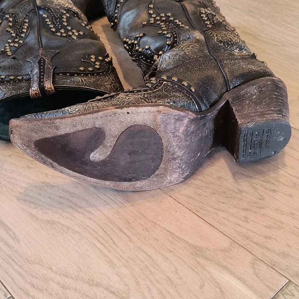 Corral Vintage Boots - Picture 5 of 14